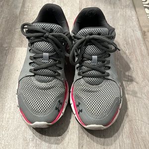 Under Armour Running Shoes for Women Size 10.5